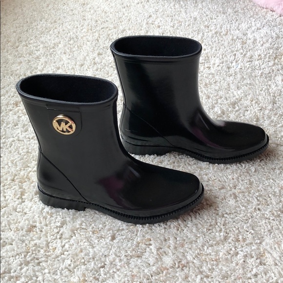 michael kors benji rain boots